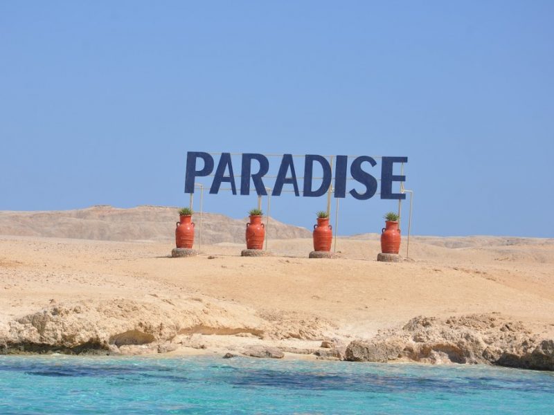 Snorkeling in Paradise Island