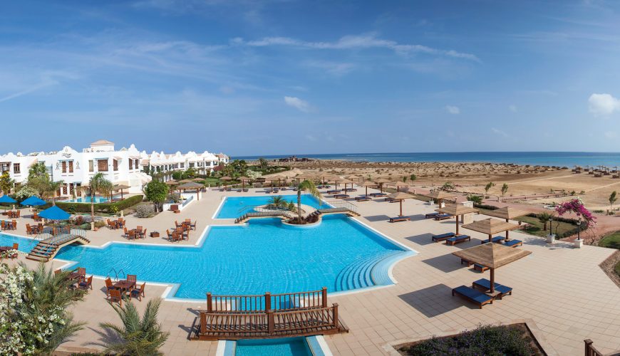 Lahami Bay Beach Resort & Gardens